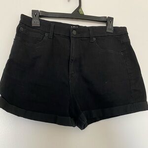Walmart brand (no boundaries) black denim shorts size 15